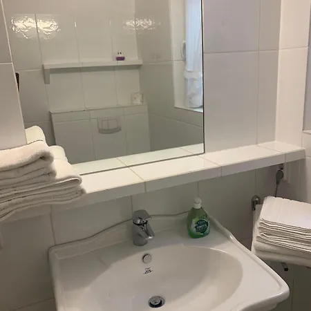 Sylter-rose-3a-strandnahe-ferienwohnung-mit-strandkorb *